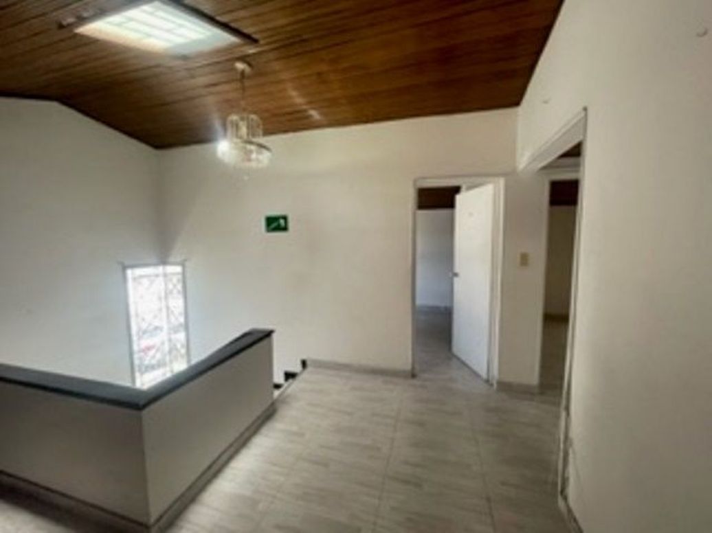 Casa de 5 alcobas en venta en Nueva Marsella Et. I, Bogotá, 256 m² · foto 13 de 20