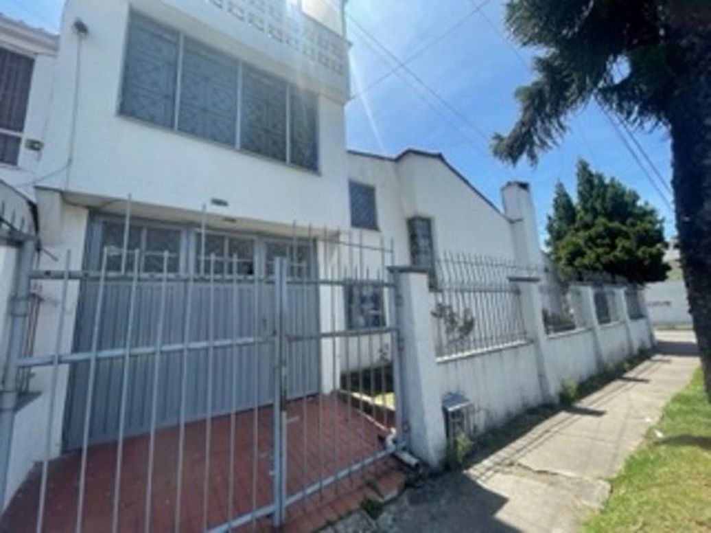 Casa de 5 alcobas en venta en Nueva Marsella Et. I, Bogotá, 256 m² · foto 17 de 20