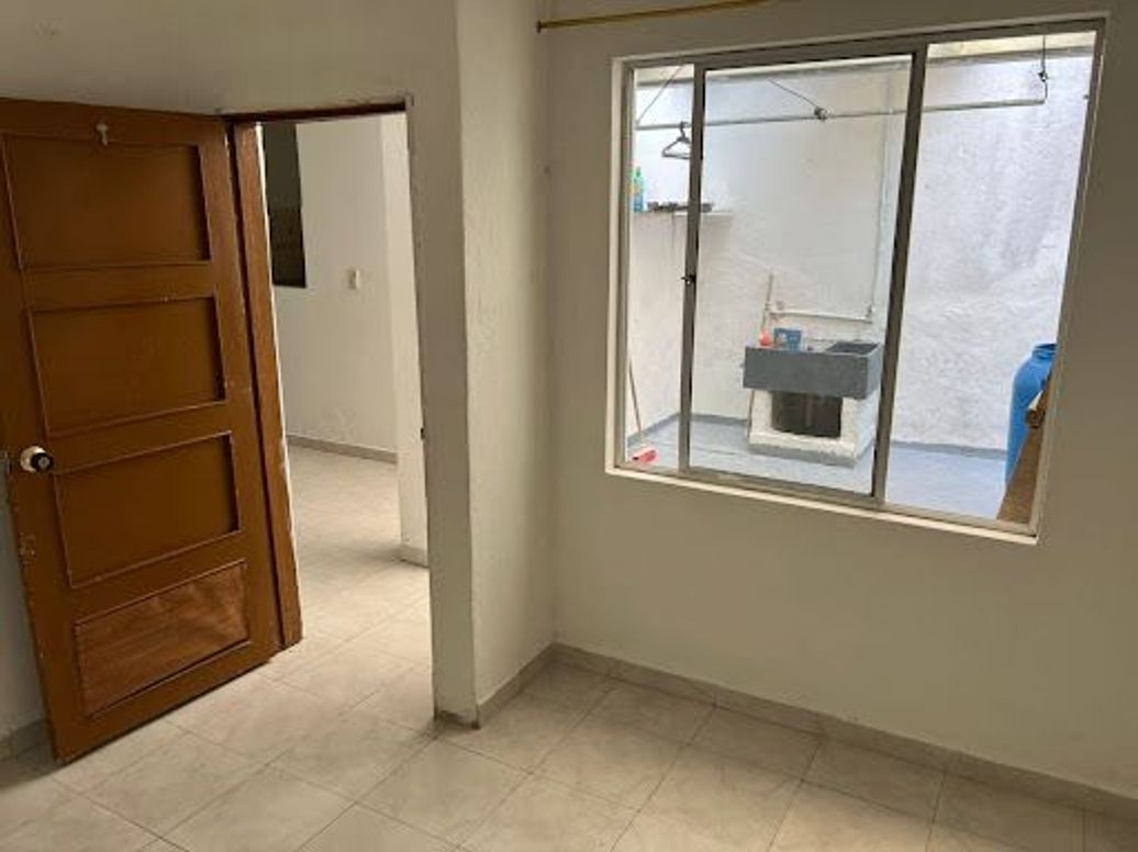 Casa de 12 alcobas en venta en Muzu, Bogotá, 342 m² · foto 7 de 20