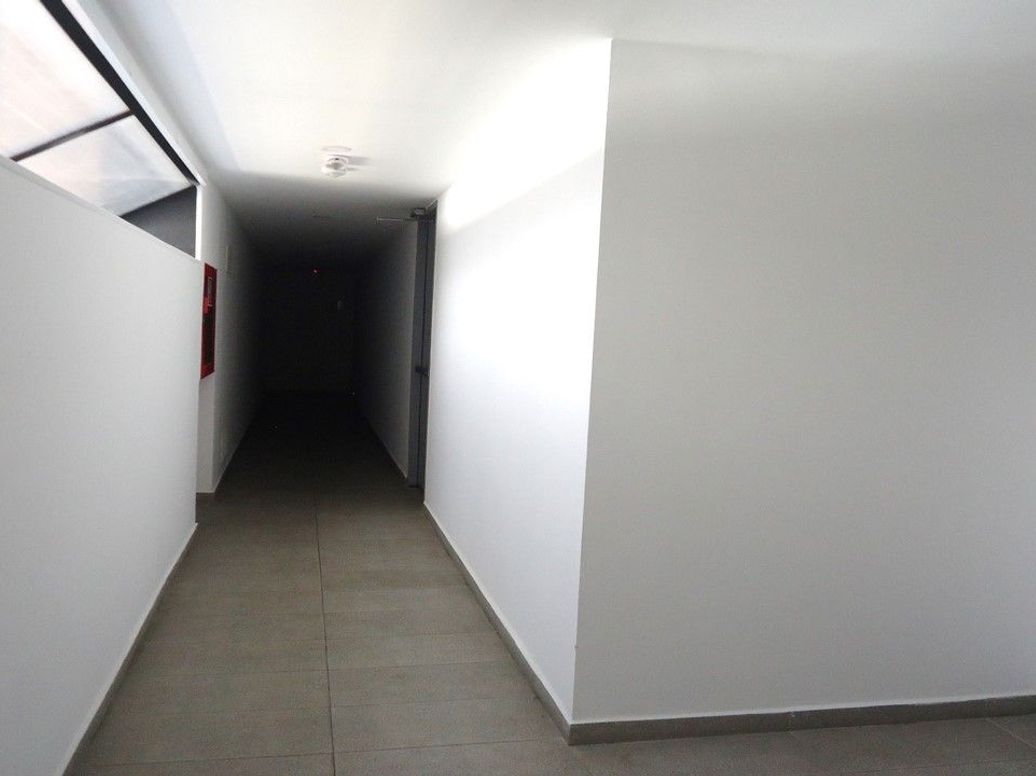 Apartaestudio en venta en Ciudad Jardín Norte, Bogotá, 28 m² · foto 6 de 17