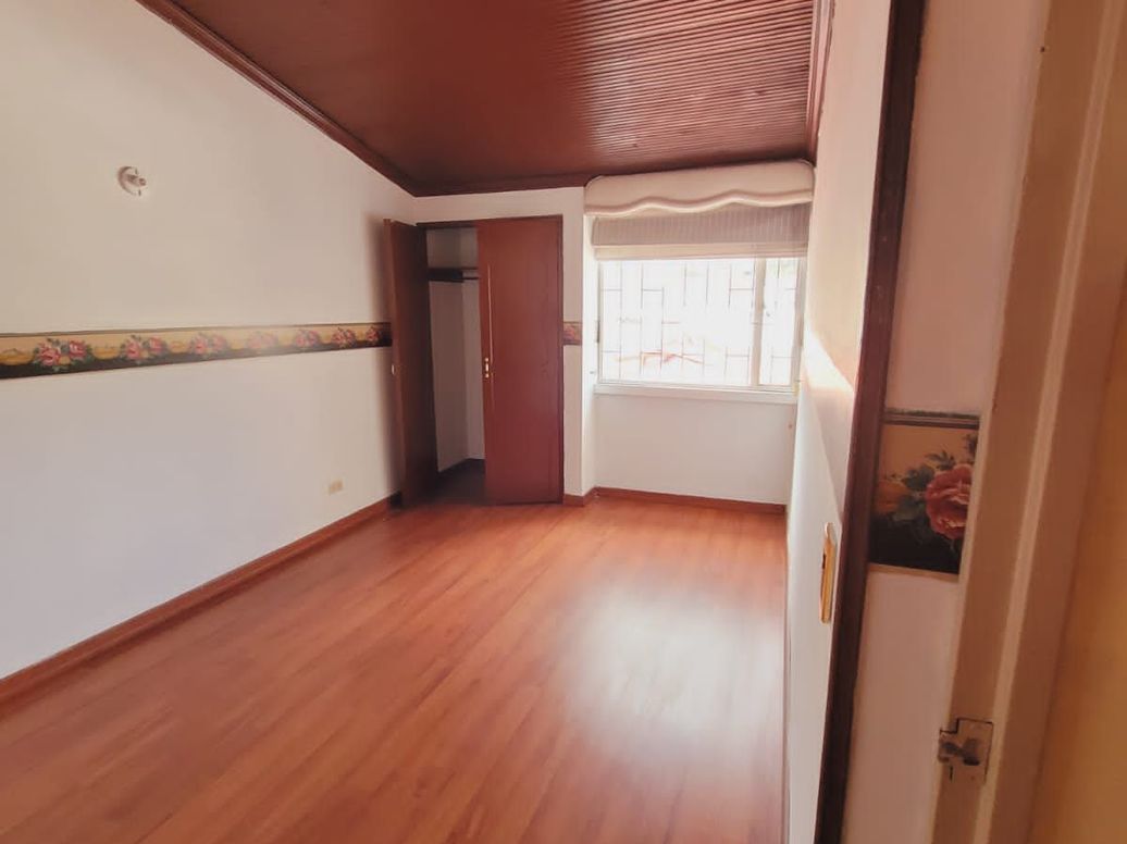 Casa de 4 alcobas en venta en Las Villas, Bogotá, 400 m² · foto 5 de 20