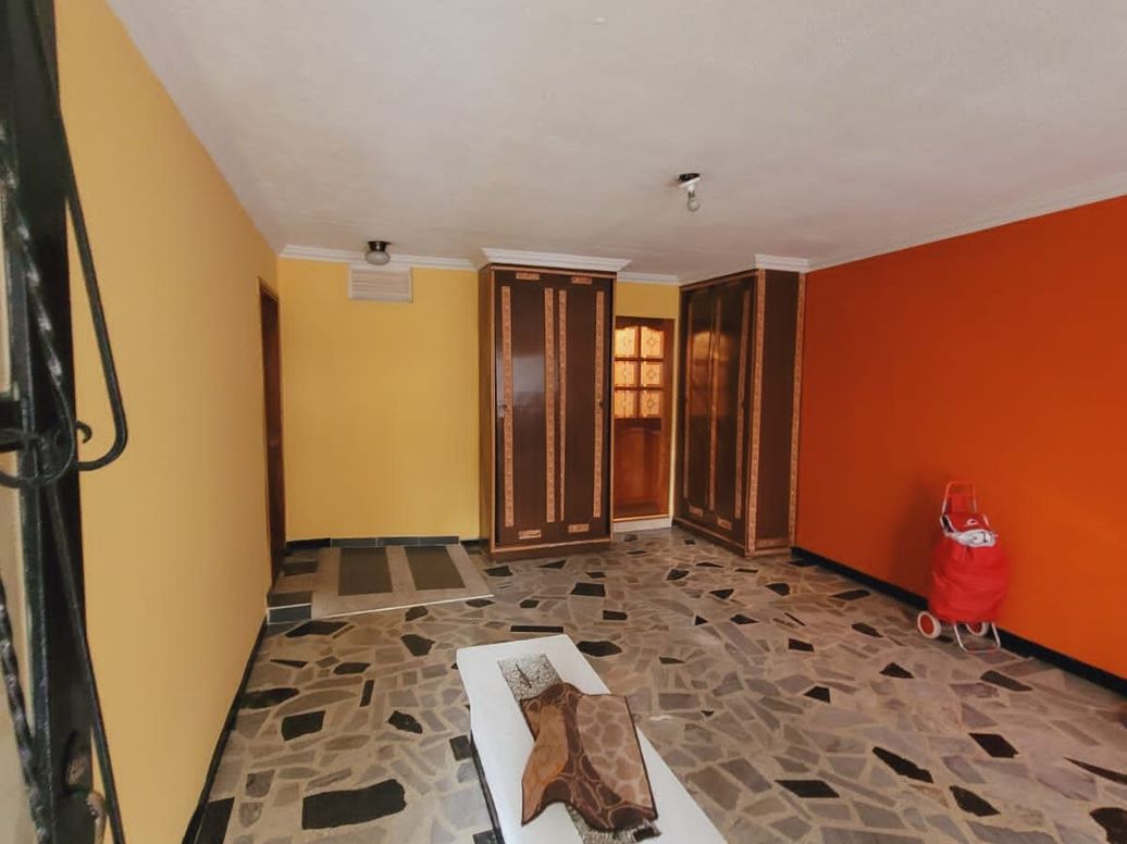 Casa de 4 alcobas en venta en Las Villas, Bogotá, 400 m² · foto 3 de 20
