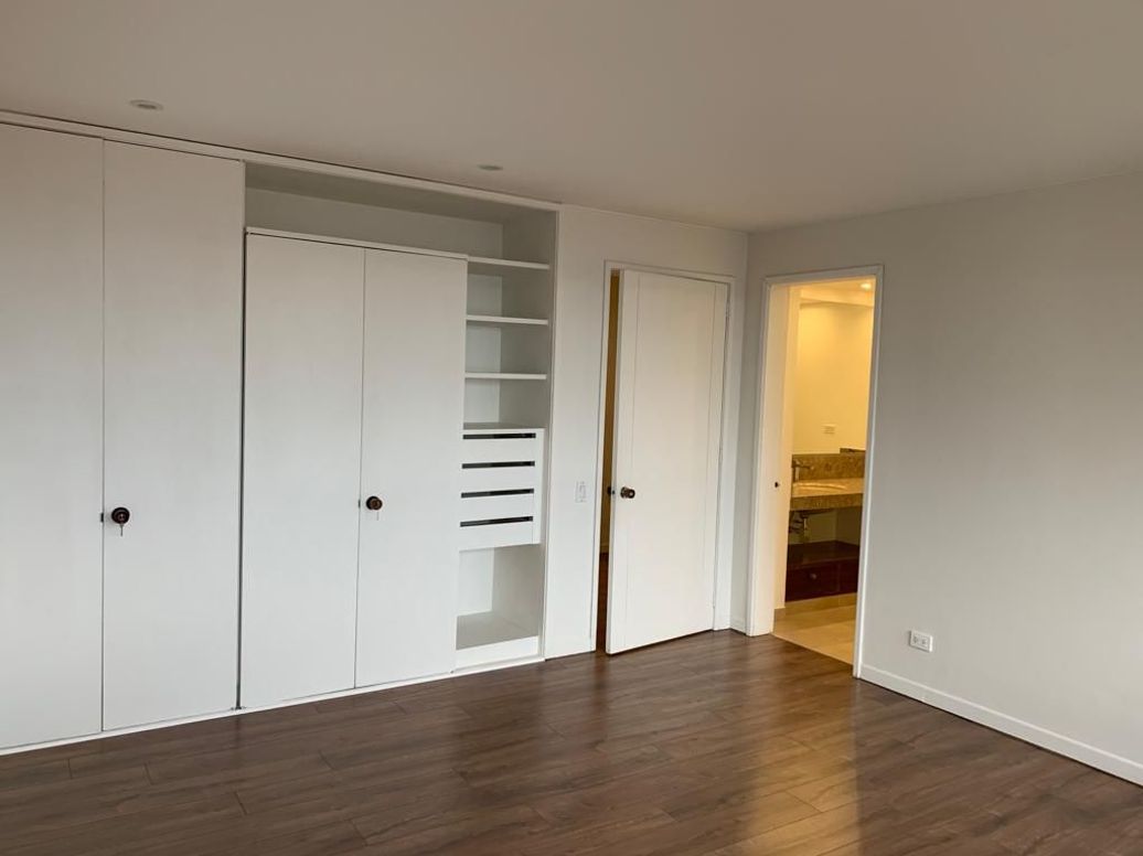 Apartamento de 3 alcobas en venta en Bellavista, Bogotá, 362 m² · foto 14 de 20
