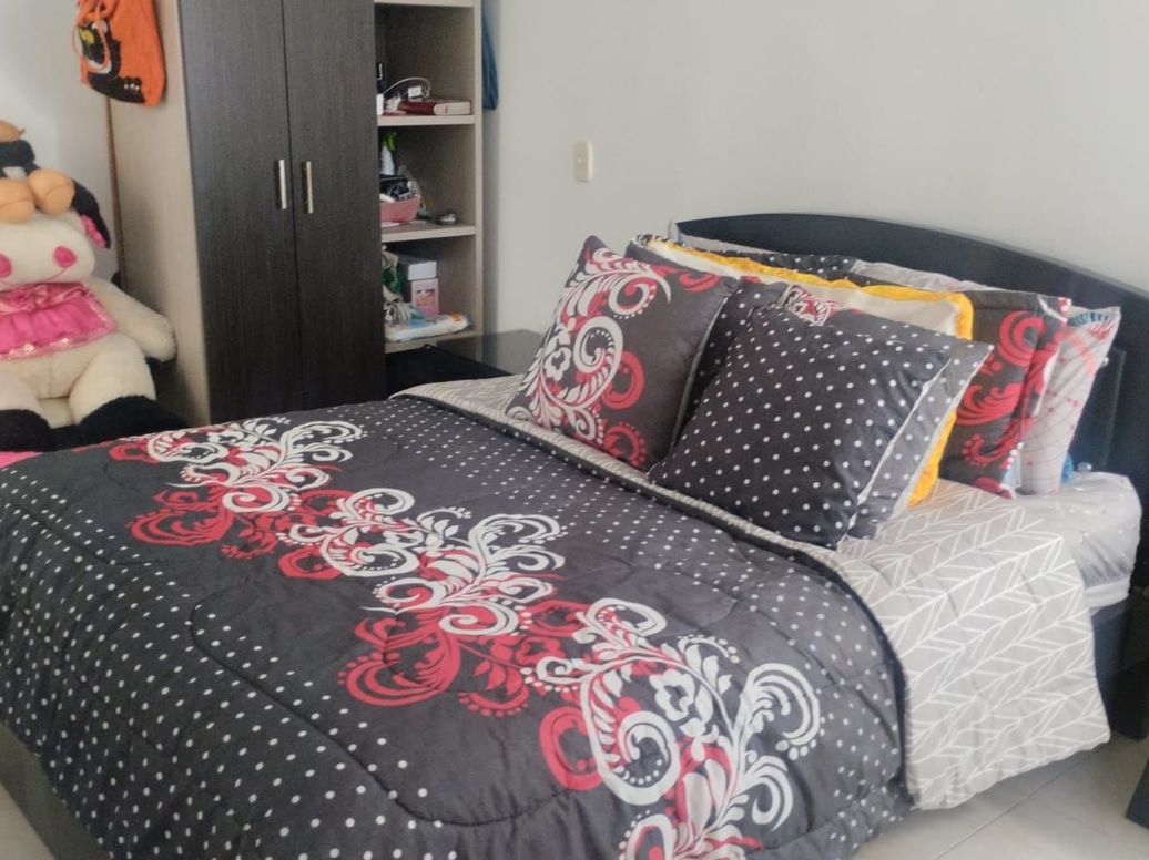 Apartamento de 3 alcobas en venta en Campo Alegre, Bogotá, 55 m² · foto 11 de 13