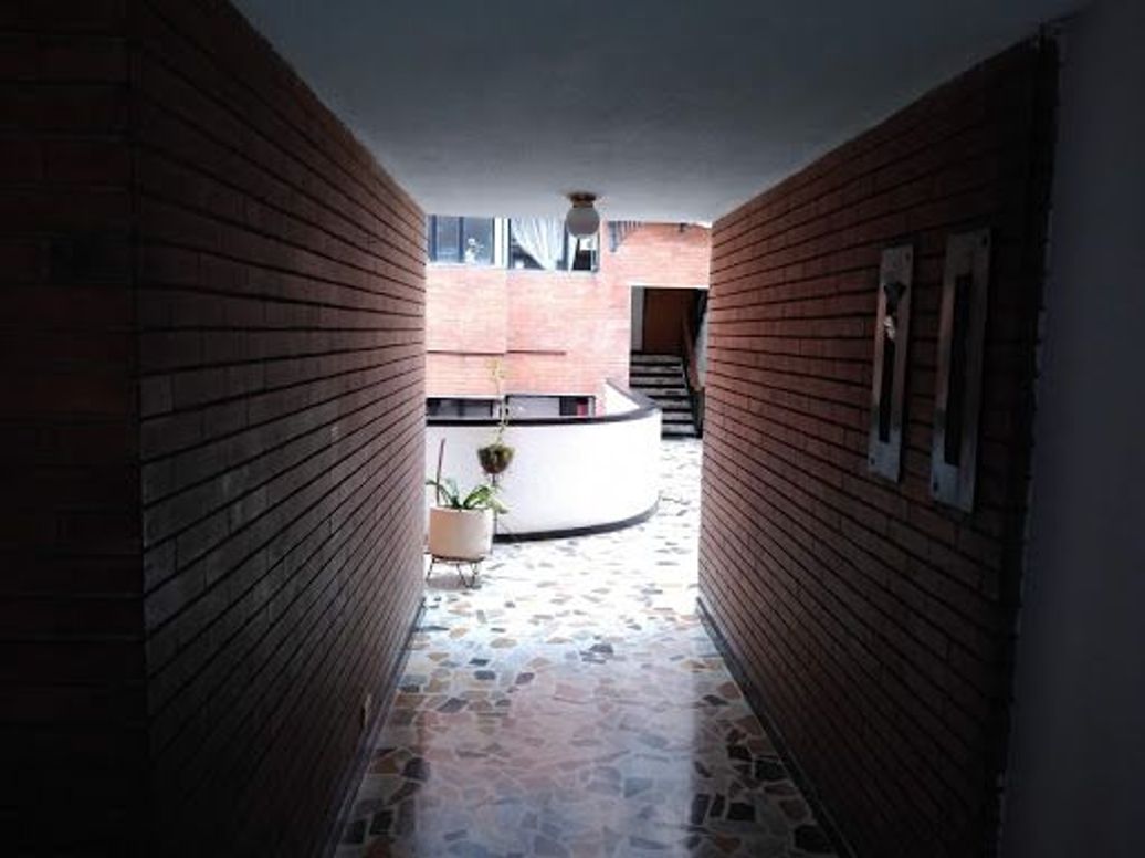 Apartamento de 3 alcobas en venta en Chapinero Alto, Bogotá, 94 m² · foto 3 de 20