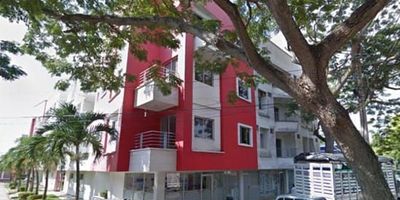 Hermoso Apartamento disponible para venta Edf. Portal de Las  Palmera, barrio Los Angeles, en frente del Centro Comercial Alamedas, a pocos metros de Makro y la Villa Olímpica.

Cuenta con 2 habitaciones, 3 baños, cocina semintegral, zona de labores, sala, comedor, balcón, excelente iluminación y muy ventilado,

El edificio cuenta con portería y parqueadero.