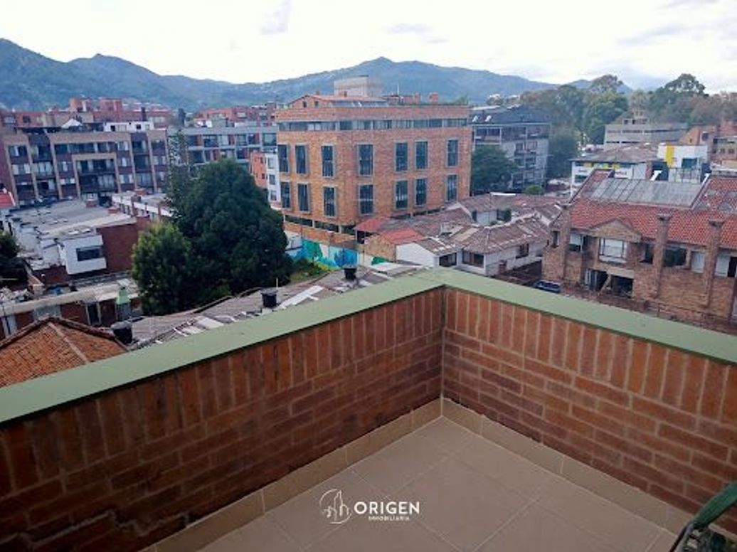 Apartamento de 4 alcobas en venta en El Contador, Bogotá, 240 m² · foto 19 de 20