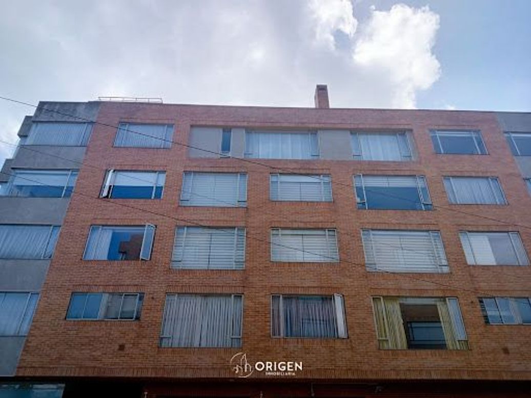 Apartamento de 4 alcobas en venta en El Contador, Bogotá, 240 m² · foto 18 de 20