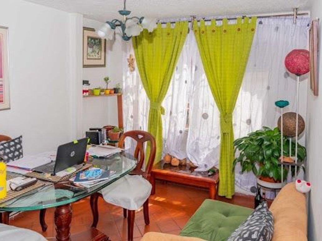 Casa de 9 alcobas en venta en La Clarita, Bogotá, 371 m² · foto 5 de 17