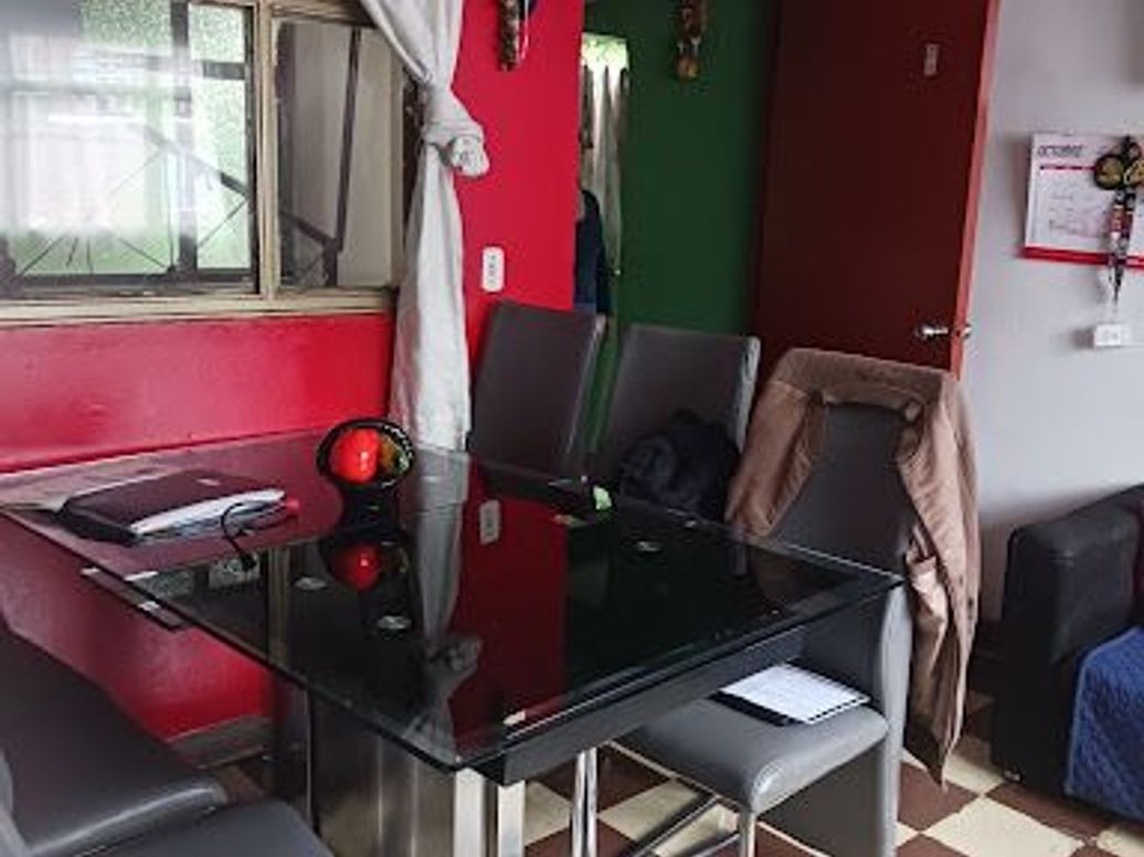 Casa de 9 alcobas en venta en San Vicente, Bogotá, 181 m² · foto 16 de 20
