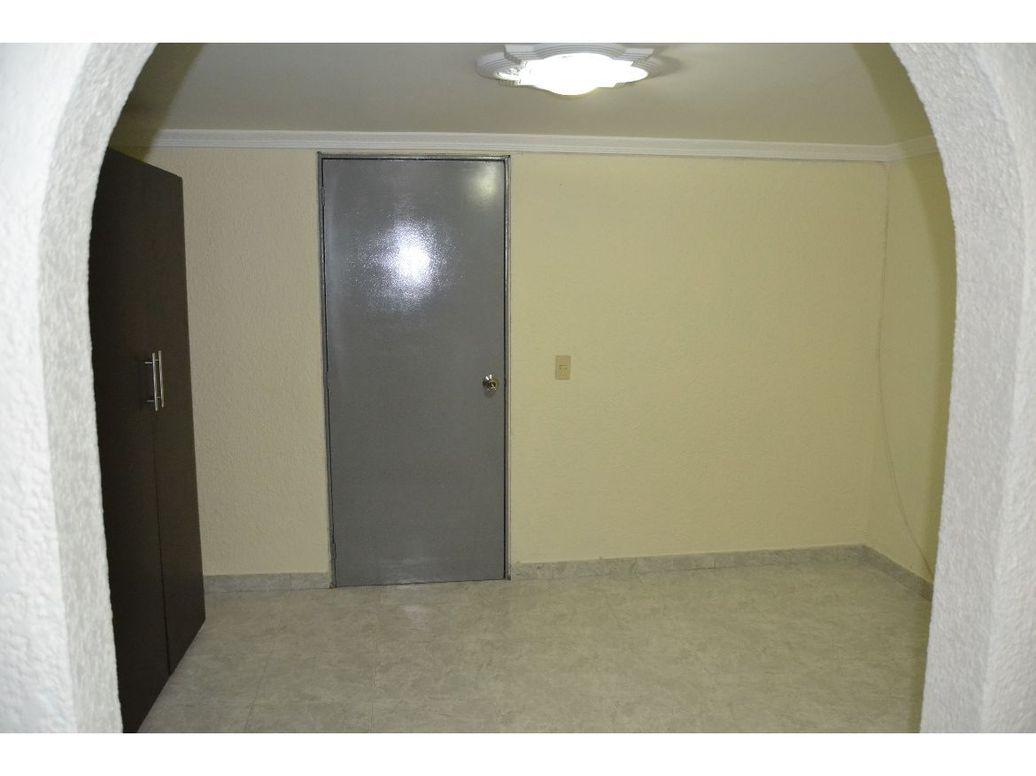 Casa de 5 alcobas en venta en Villa Del Rio, Bogotá, 125 m² · foto 9 de 10