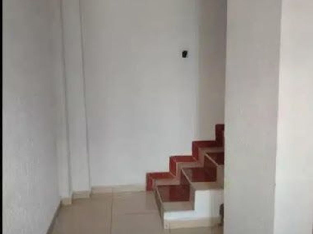 Casa de 5 alcobas en venta en Villas De Granada, Bogotá, 180 m² · foto 18 de 20