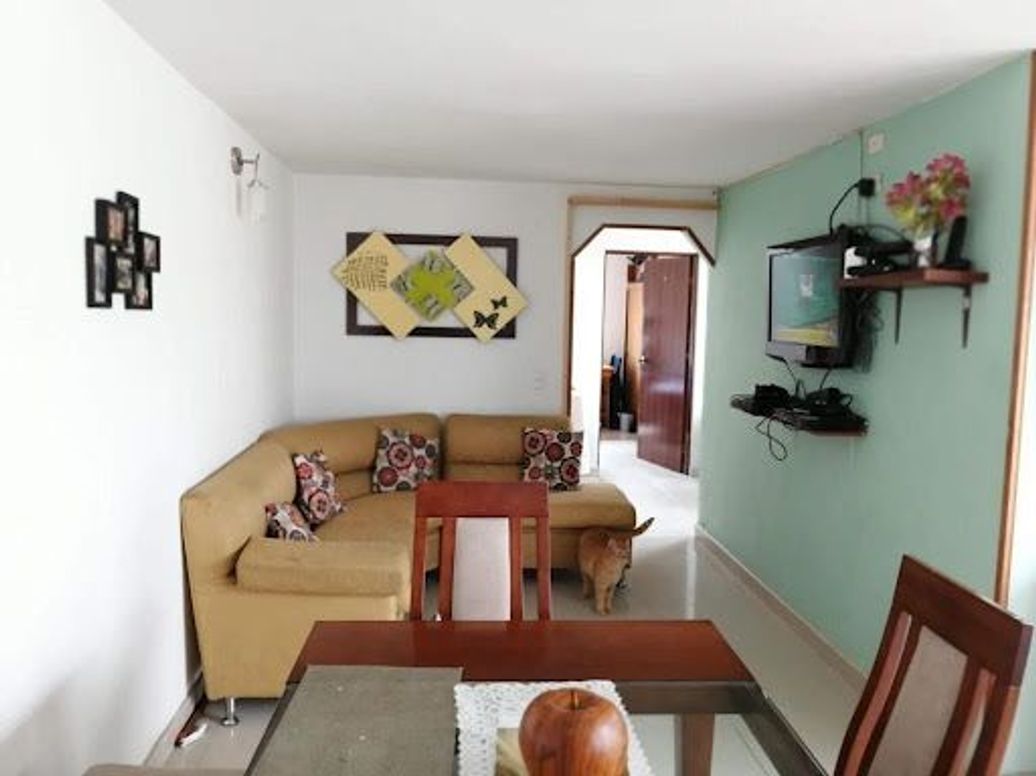 Casa de 5 alcobas en venta en Villas De Granada, Bogotá, 180 m² · foto 10 de 20