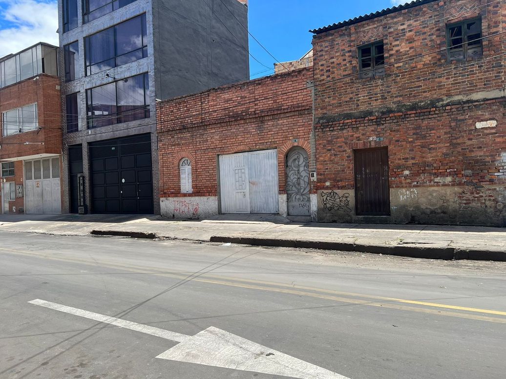 Casa de 5 alcobas en venta en San Fernando, Bogotá, 160 m² · foto 6 de 6