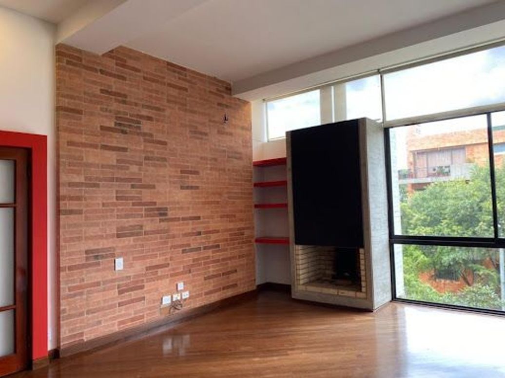 Apartamento de 1 alcoba en venta en El Virrey, Bogotá, 78 m² · foto 3 de 20