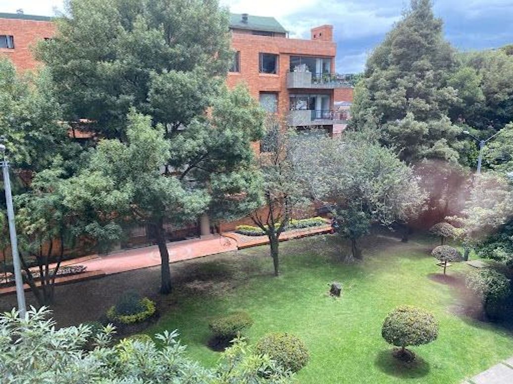 Apartamento de 1 alcoba en venta en El Virrey, Bogotá, 78 m² · foto 4 de 20