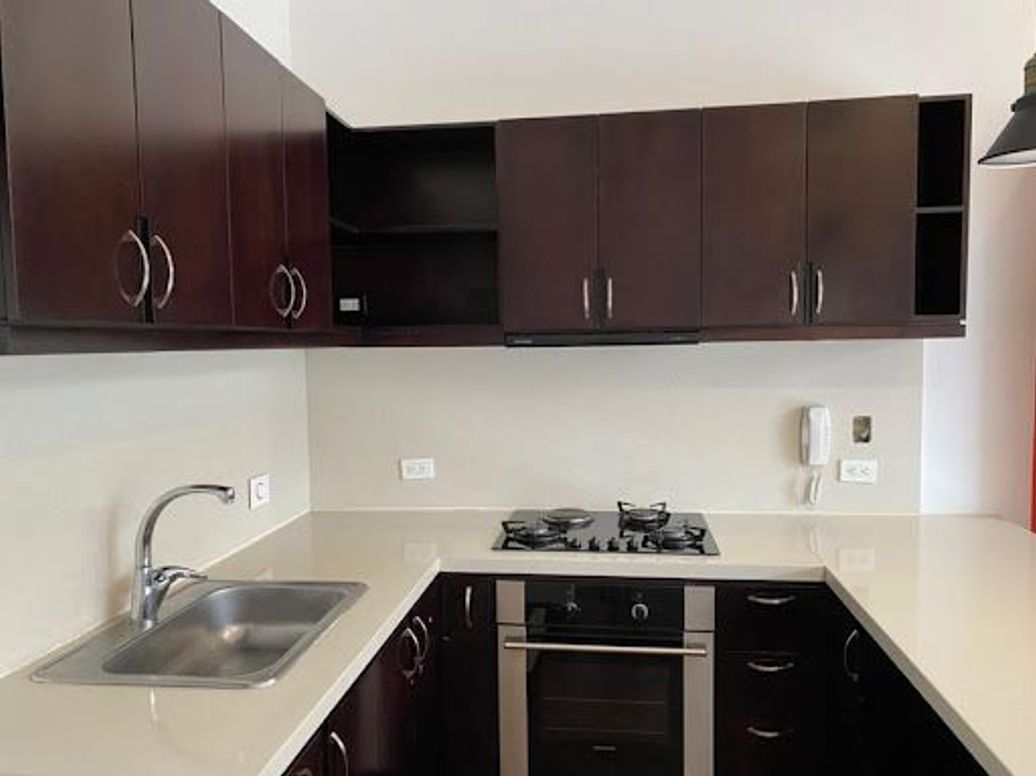Apartamento de 1 alcoba en venta en El Virrey, Bogotá, 78 m² · foto 6 de 20