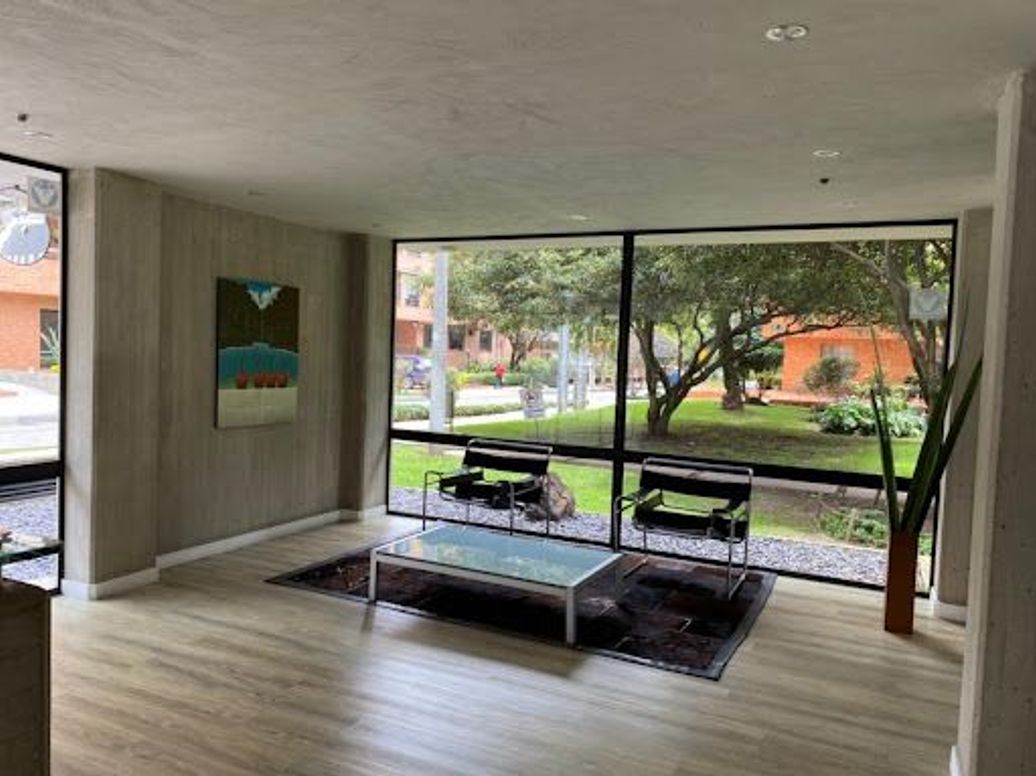 Apartamento de 1 alcoba en venta en El Virrey, Bogotá, 78 m² · foto 19 de 20
