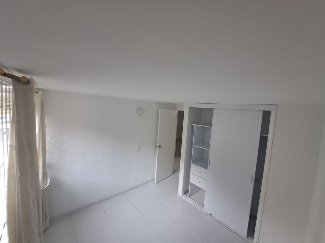 Apartamento de 3 alcobas en venta en Madelena I Y Ii, Bogotá, 66 m² · foto 6 de 7