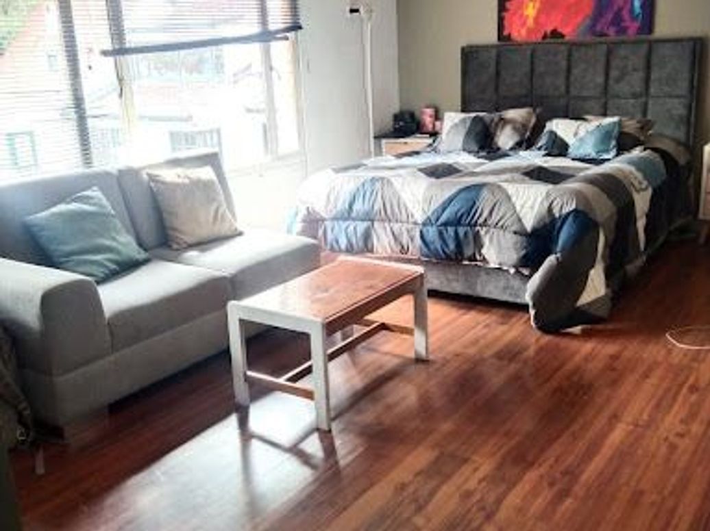 Casa de 4 alcobas en venta en Santa Paula, Bogotá, 330 m² · foto 4 de 20