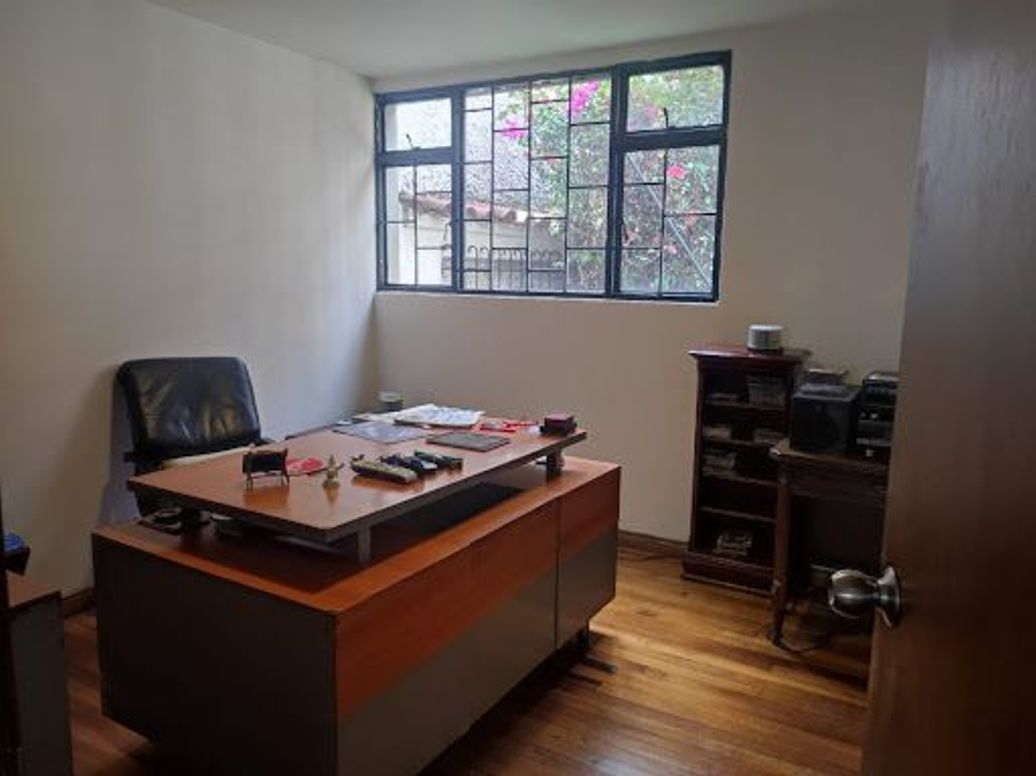 Casa de 4 alcobas en venta en Andes Norte, Bogotá, 223 m² · foto 10 de 20