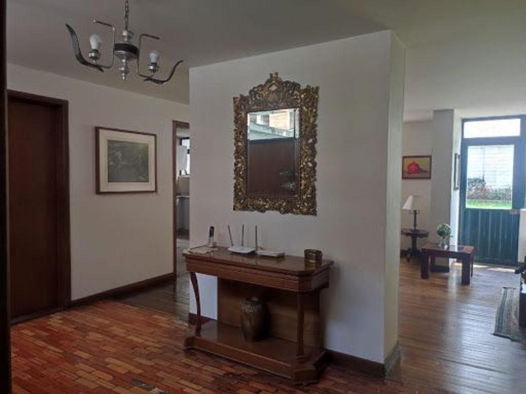 Casa de 4 alcobas en venta en Andes Norte, Bogotá, 223 m² · foto 9 de 20