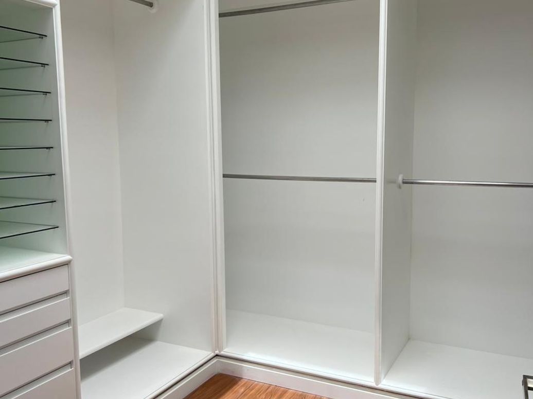 Apartamento de 5 alcobas en venta en Los Rosales, Bogotá, 470 m² · foto 10 de 15
