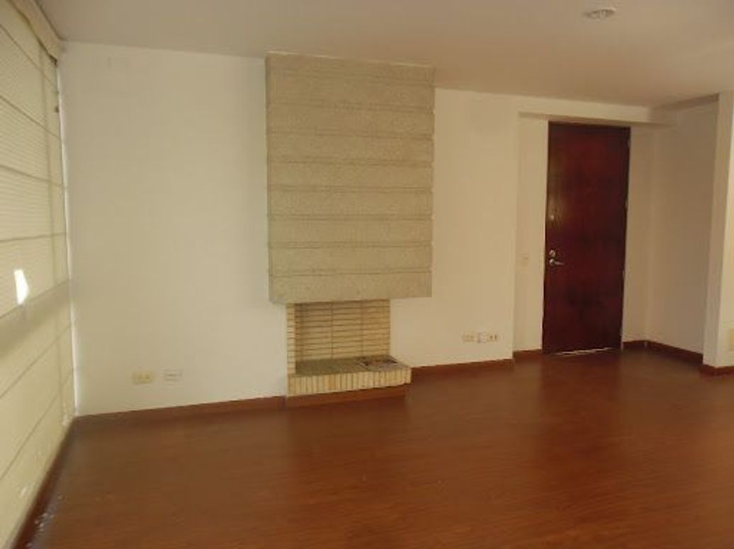 Apartamento de 2 alcobas en arriendo en Country Club, Bogotá, 91 m² · foto 3 de 20
