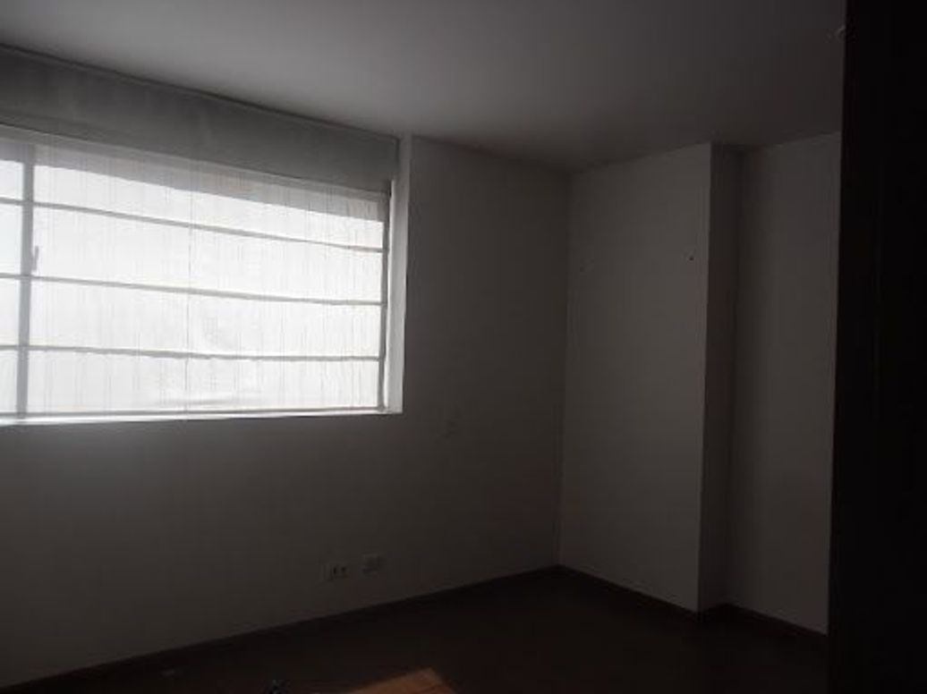 Apartamento de 2 alcobas en arriendo en Country Club, Bogotá, 91 m² · foto 7 de 20