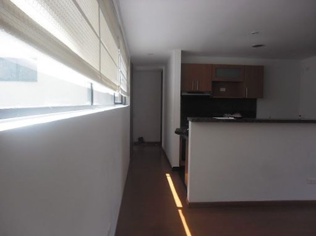 Apartamento de 2 alcobas en arriendo en Country Club, Bogotá, 91 m² · foto 6 de 20
