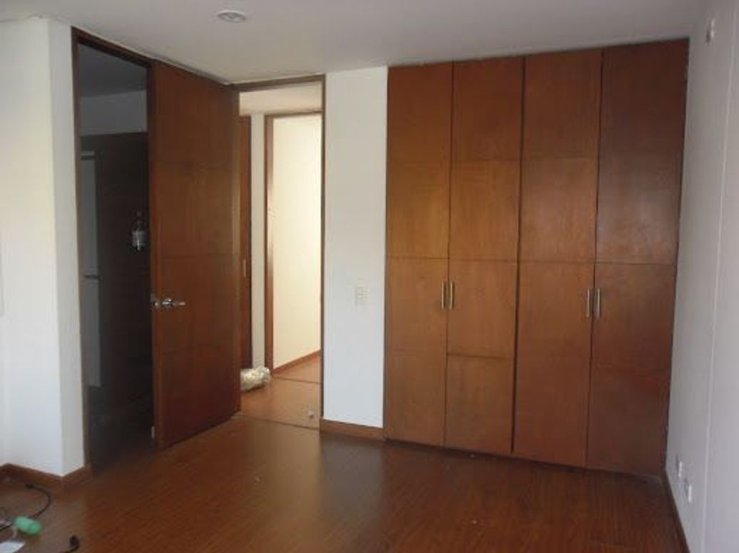 Apartamento de 2 alcobas en arriendo en Country Club, Bogotá, 91 m² · foto 13 de 20