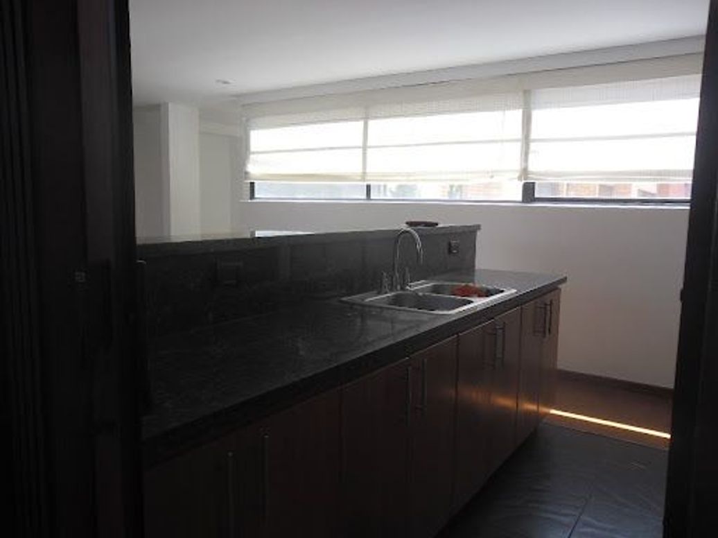 Apartamento de 2 alcobas en arriendo en Country Club, Bogotá, 91 m² · foto 18 de 20