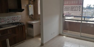 Apartamento en Arriendo en Conjunto Caminos de Fontibon. Lindos espacios amplios con iluminacion natural, en Conjunto cerrado con Club House