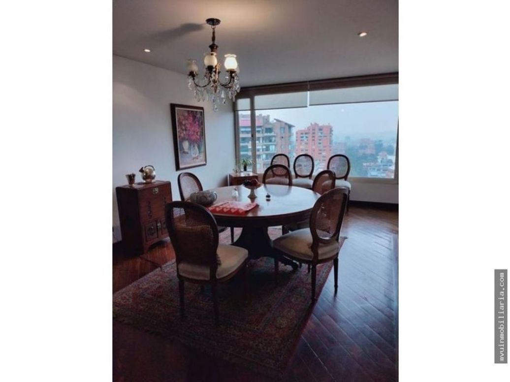 Apartaestudio en venta en El Refugio, Bogotá, 168 m² · foto 4 de 8