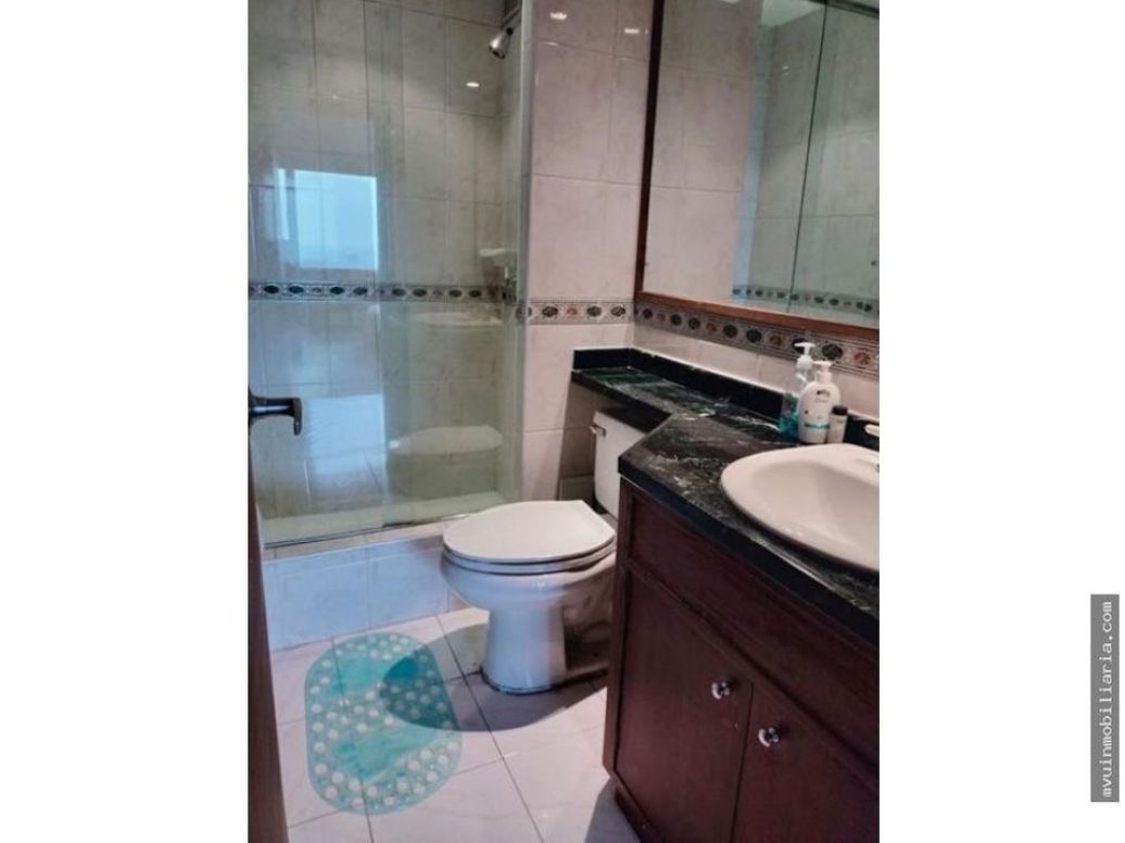 Apartaestudio en venta en El Refugio, Bogotá, 168 m² · foto 8 de 8