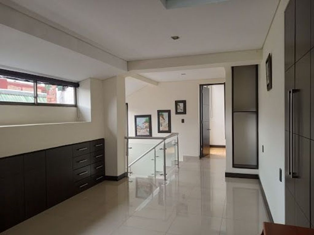 Apartamento de 4 alcobas en venta en El Contador, Bogotá, 250 m² · foto 10 de 20