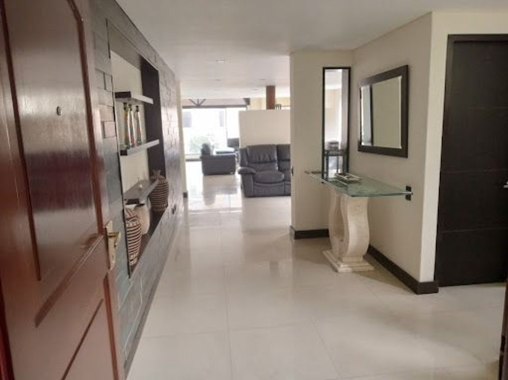 Apartamento de 4 alcobas en venta en El Contador, Bogotá, 250 m² · foto 7 de 20