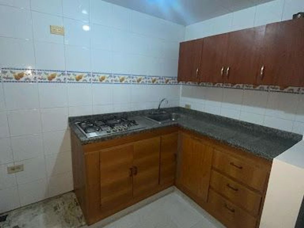 Casa de 4 alcobas en venta en Villas De Granada, Bogotá, 163 m² · foto 9 de 20