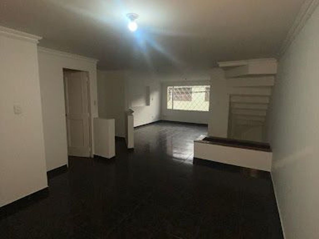 Casa de 4 alcobas en venta en Villas De Granada, Bogotá, 163 m² · foto 3 de 20