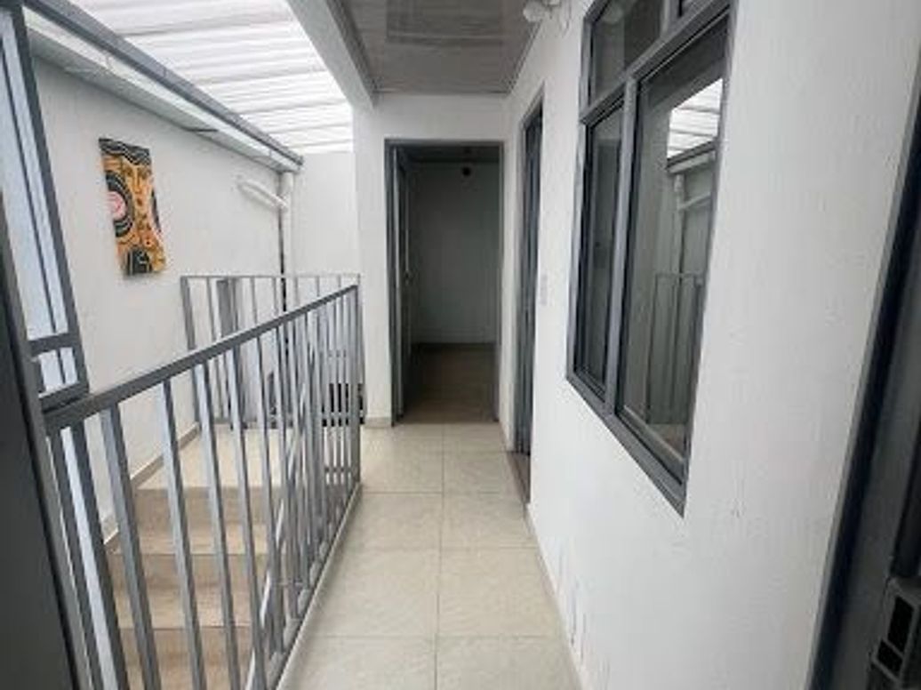 Casa de 17 alcobas en venta en La Candelaria, Bogotá, 576 m² · foto 3 de 20