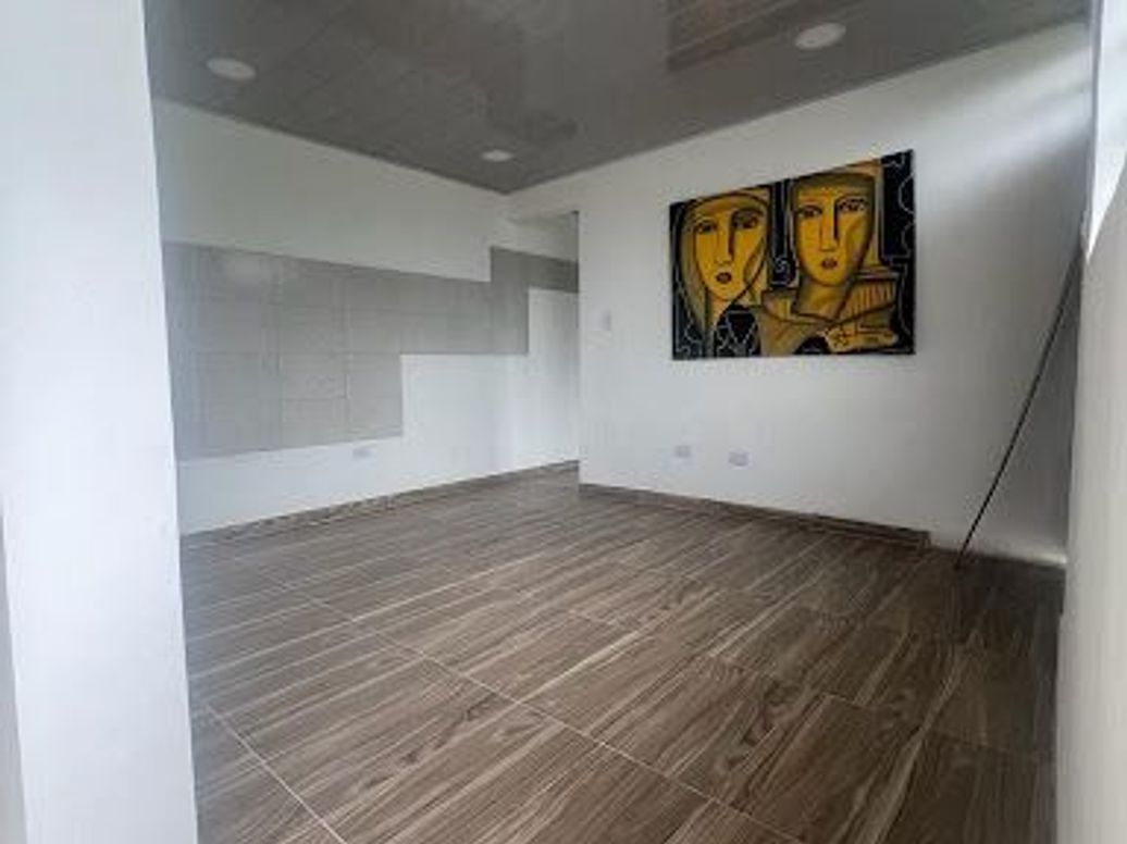 Casa de 17 alcobas en venta en La Candelaria, Bogotá, 576 m² · foto 11 de 20