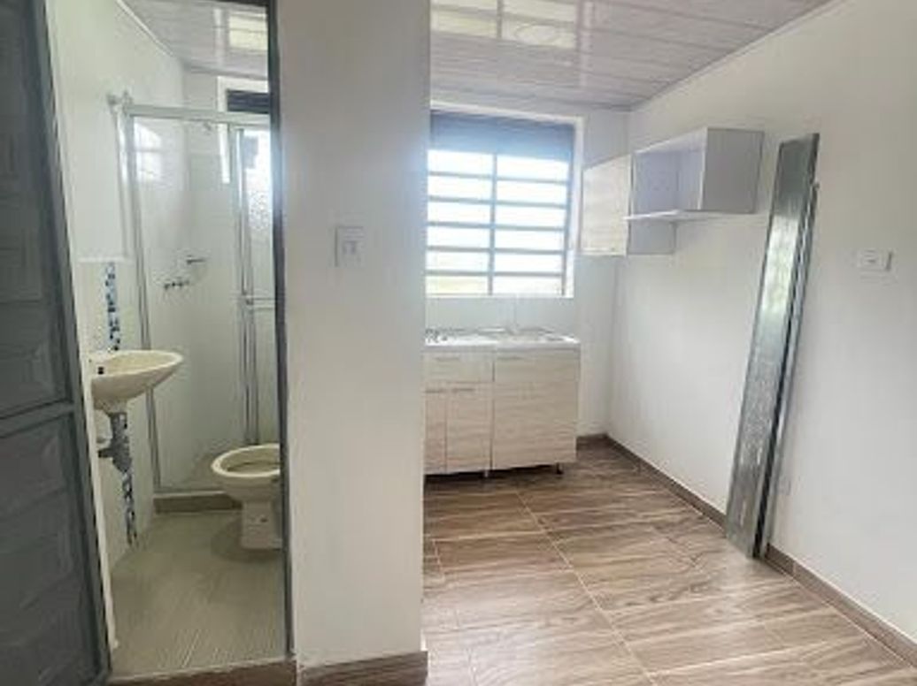 Casa de 17 alcobas en venta en La Candelaria, Bogotá, 576 m² · foto 13 de 20