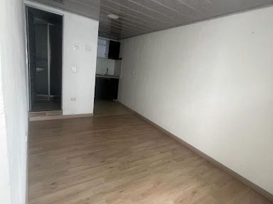 Casa de 17 alcobas en venta en La Candelaria, Bogotá, 576 m² · foto 14 de 20