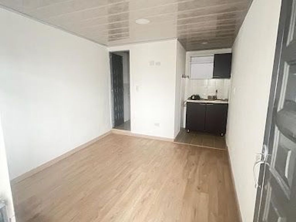 Casa de 17 alcobas en venta en La Candelaria, Bogotá, 576 m² · foto 15 de 20