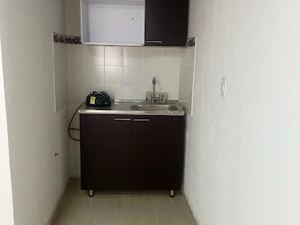 Casa de 17 alcobas en venta en La Candelaria, Bogotá, 576 m² · foto 18 de 20