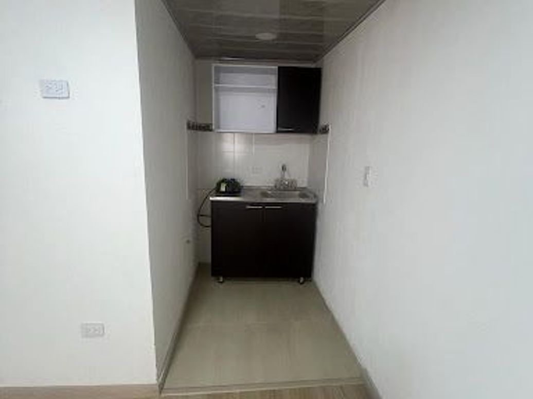 Casa de 17 alcobas en venta en La Candelaria, Bogotá, 576 m² · foto 17 de 20