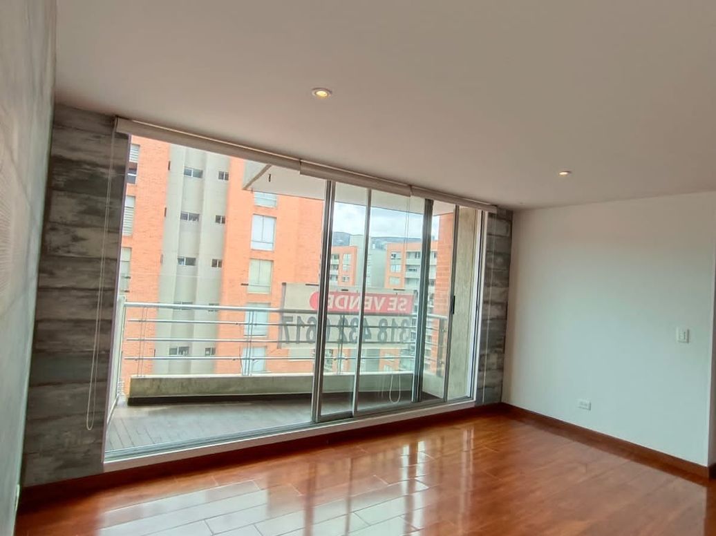 Apartamento de 3 alcobas en venta en San Antonio Nor - Occidental, Bogotá, 84 m² · foto 9 de 11