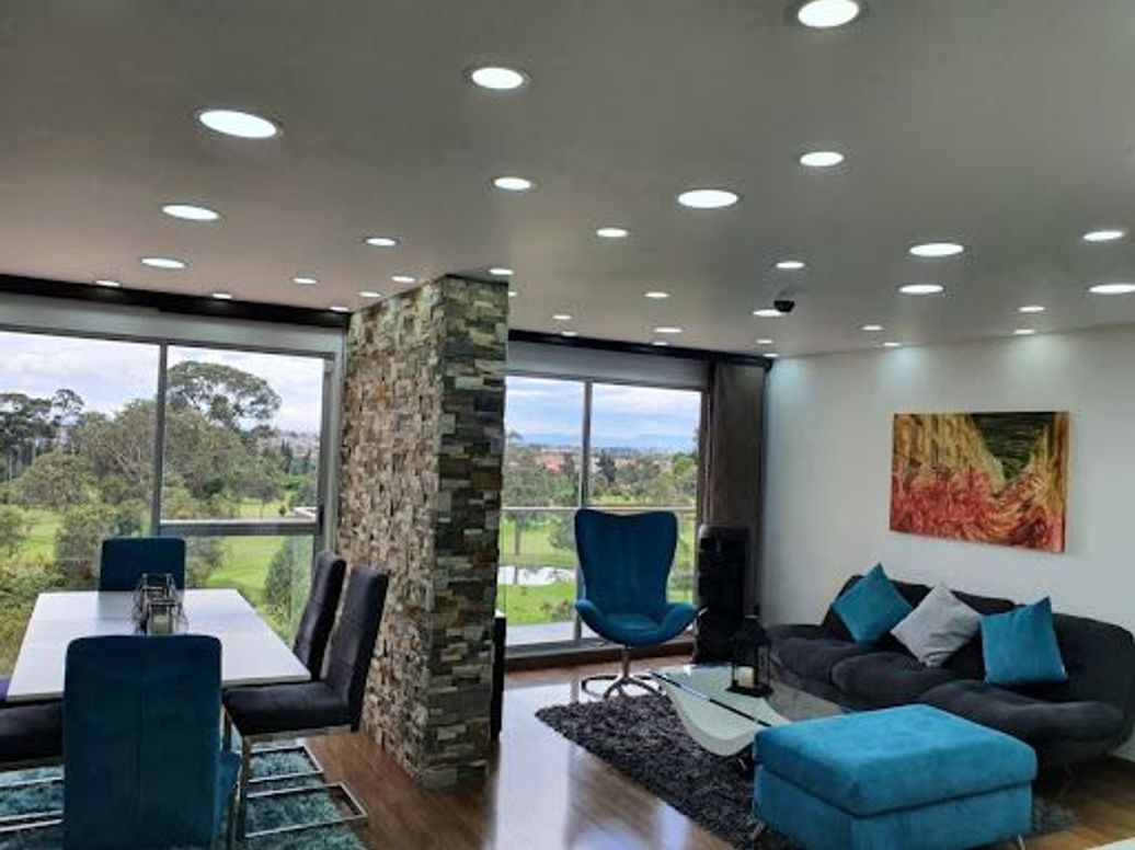Apartamento de 3 alcobas en venta en Los Lagartos, Bogotá, 131 m² · foto 2 de 20