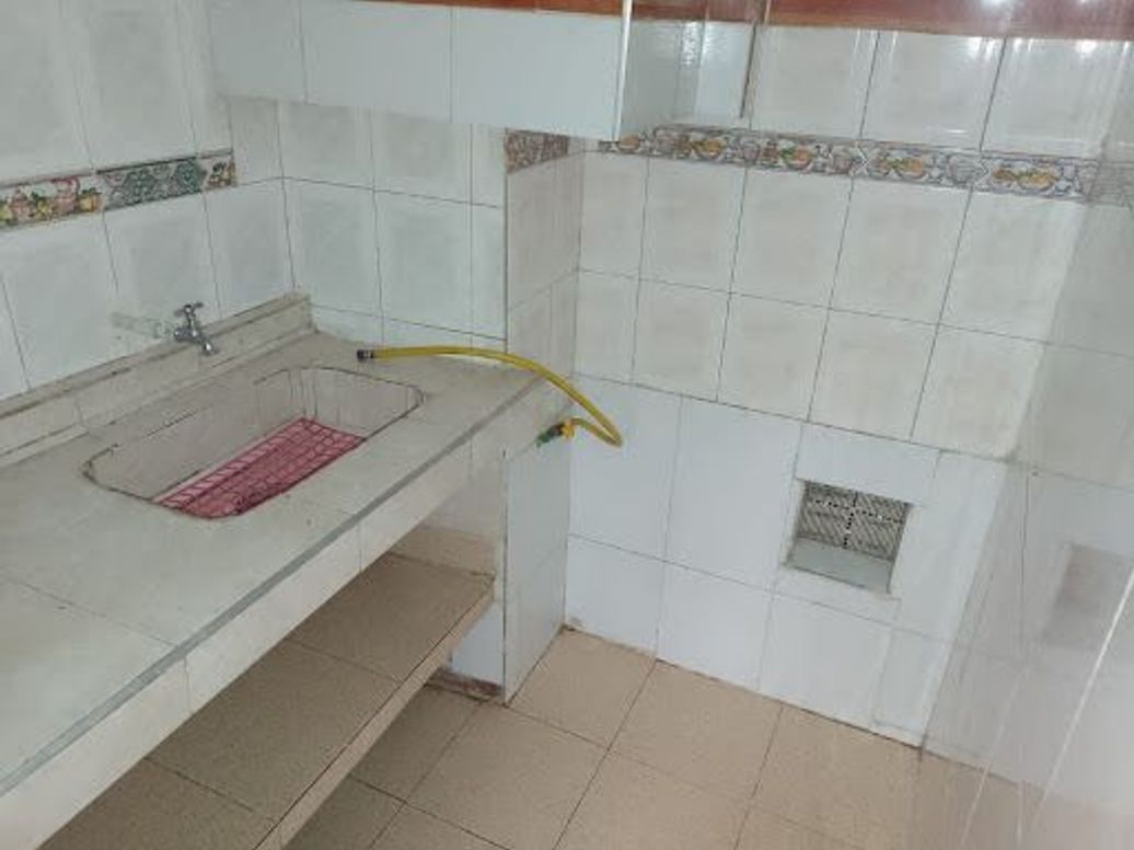 Casa de 9 alcobas en venta en Engativa Centro, Bogotá, 80 m² · foto 18 de 20