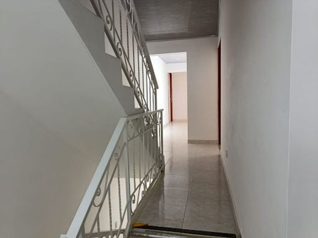 Casa de 10 alcobas en venta en Las Orquideas, Bogotá, 351 m² · foto 17 de 20